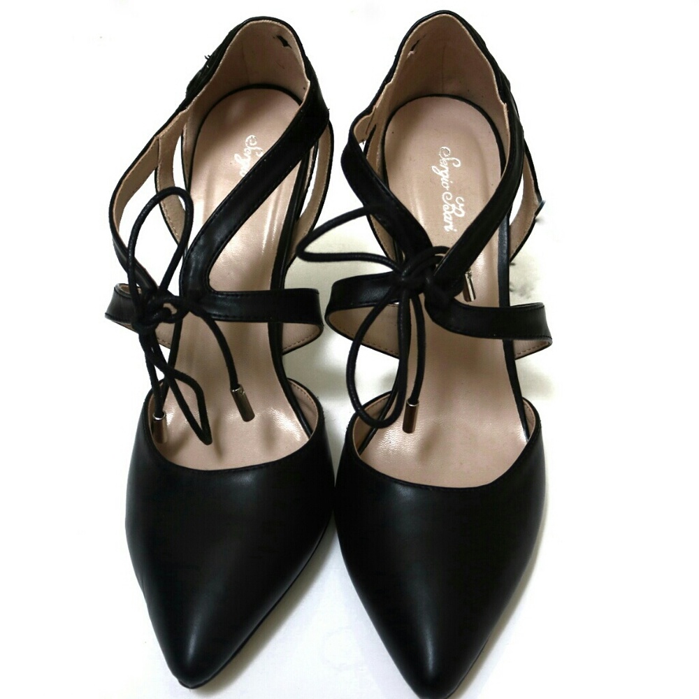 NWOT Black Sweetheart pointed pump